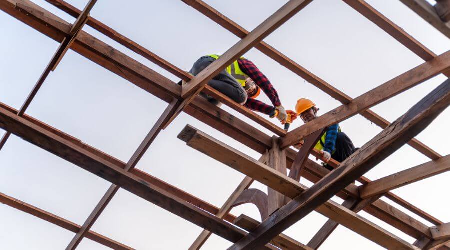 Expert Emergency Roof Repairs services in Hanska, MN